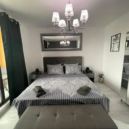 K.k Elenite Astoria 5 Apartamento *
